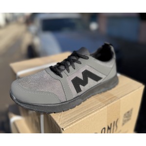 Кросівки підліткові