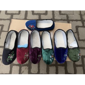 Тапочки жіночі 