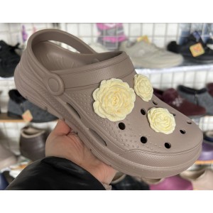 Сабо жіночі 411 