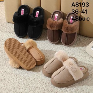 Тапочки жіночі 