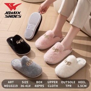 Тапочки жіночі Тапочки жіночі