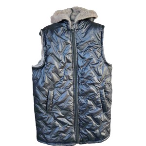 Жилетка на штучному хутрі 