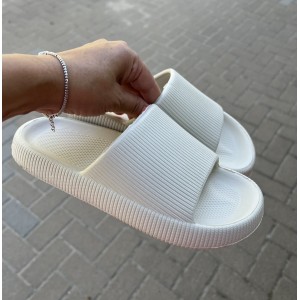 Шльопанці жіночі 