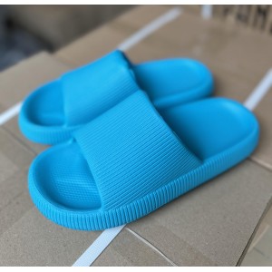 Шльопанці жіночі 