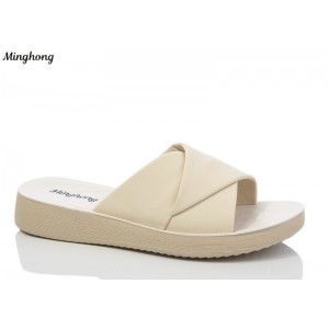 Шльопанці жіночі Шльопанці жіночі