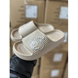 Шльопанці жіночі