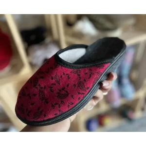 Тапочки домашні жіночі 