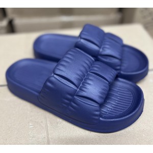 Шльопанці жіночі Крок 