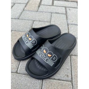 Шльопанці жіночі 