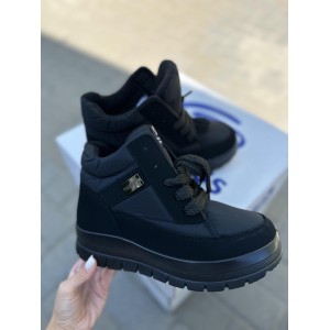 Жіночі черевики зима