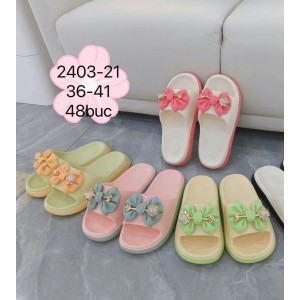 Шльопанці жіночі 