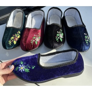 Тапочки жіночі 