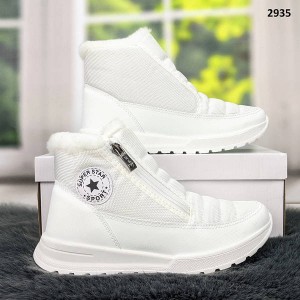 Кросівки жіночі зима 