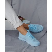 Все о жіночих кросівках - розміри, трендові моделі, найкращі образи Все о жіночих кросівках - розміри, трендові моделі, найкращі образи